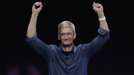 В 2014 году глава Apple заработал более 9 млн долларов