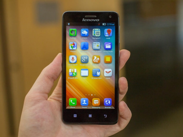Lenovo объявила о снижении цен на бюджетные смартфоны в России