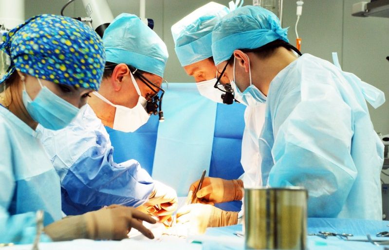 В Кардиоцентре введен в эксплуатацию новый операционный зал, предназначенный для работы на открытом сердце и сосудах