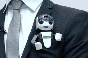 смартфона, получившего название "RoboHon"